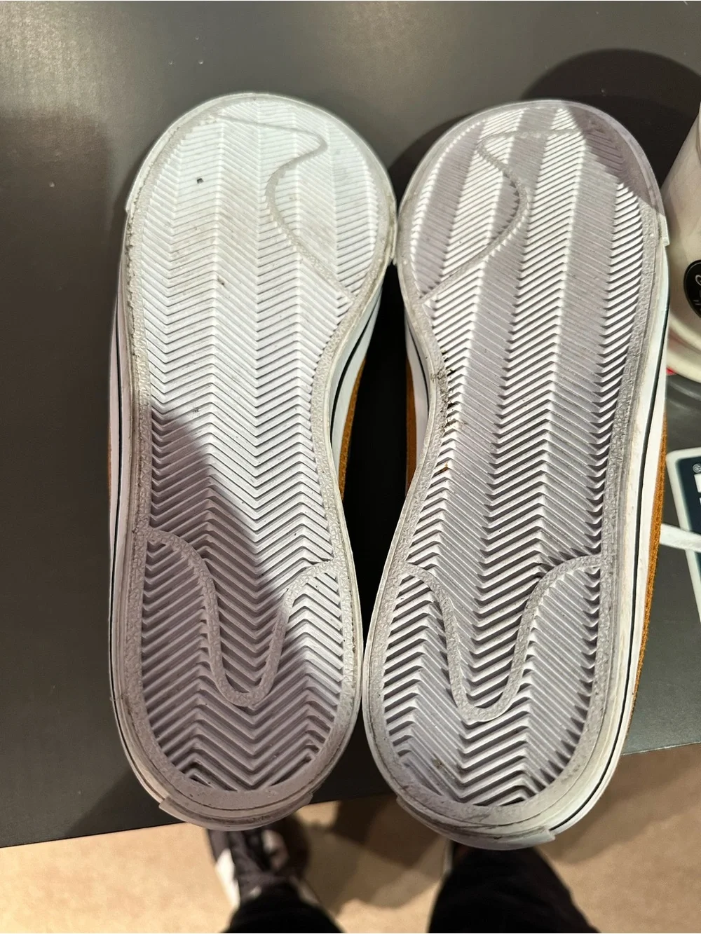 Nike Men’s White Black Brown Low-Top Sneakers